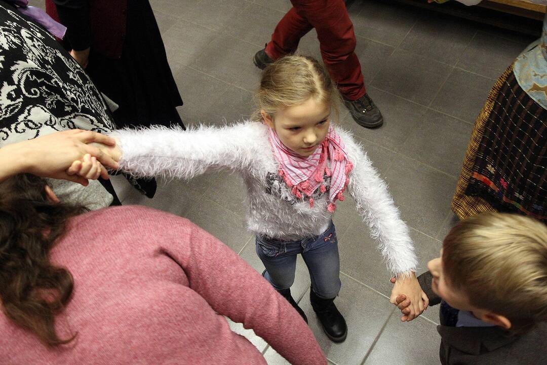 „Šauni mūsų šeimynėlė“