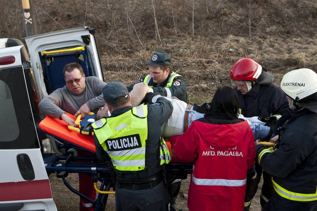 Skubėjimas kelyje baigėsi moters mirtimi