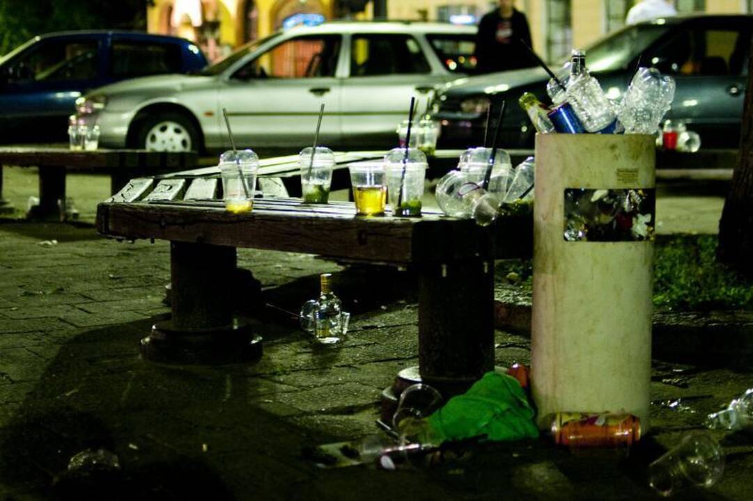 Studentas gąsdino atimsiąs policininkų kulkas