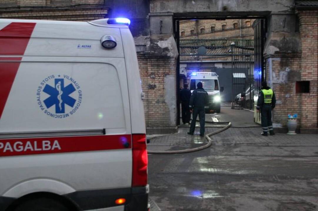 Per gaisrą Lukiškių kalėjime nukentėjo 9 kaliniai (papildyta 14.13)