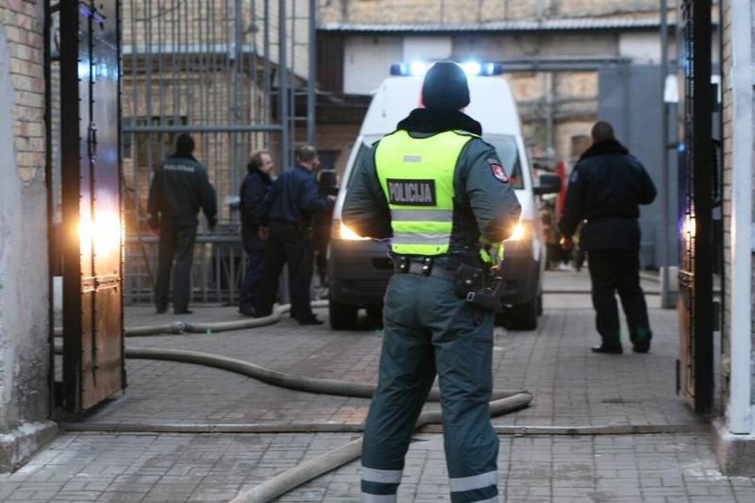 Per gaisrą Lukiškių kalėjime nukentėjo 9 kaliniai (papildyta 14.13)