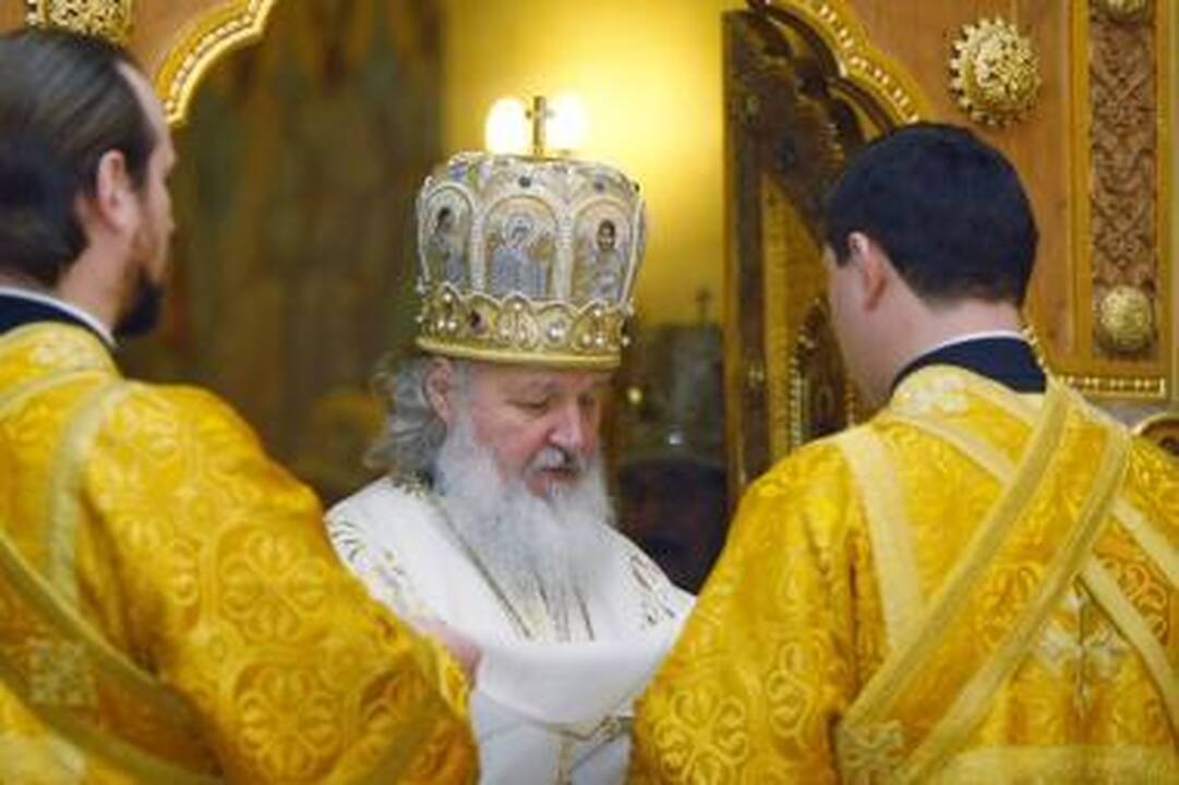 Karščių alinama Rusija lietaus prašo ir maldomis