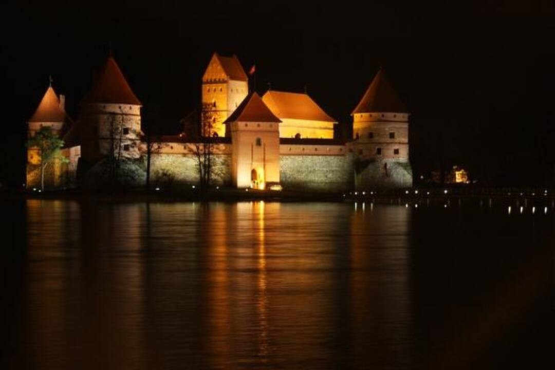 Trakų pilies trispalvei – 20 metų