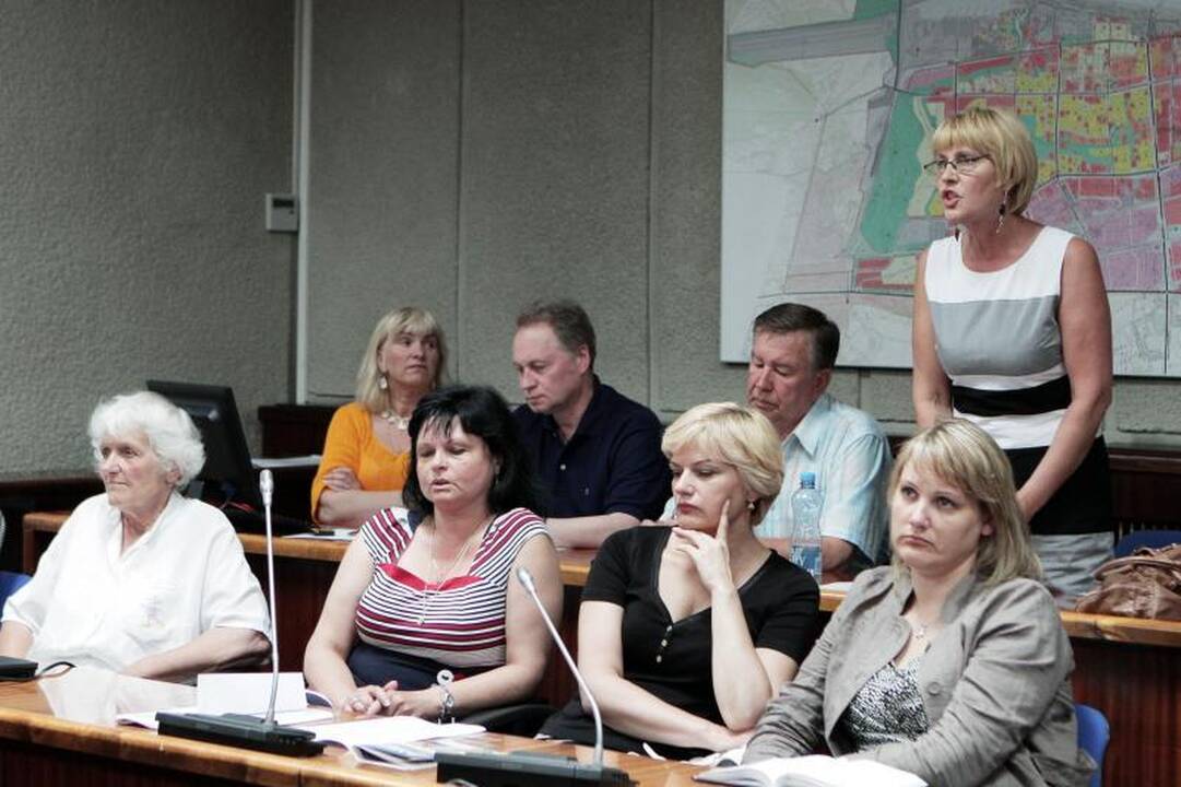 Naktinių senamiesčio klubų savininkams – priekaištų lavina 
