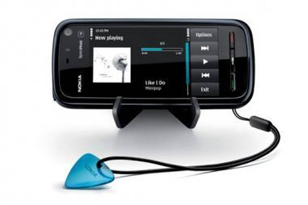 Prekyboje pasirodė lietimais valdomas "Nokia 5800 XpressMusic"