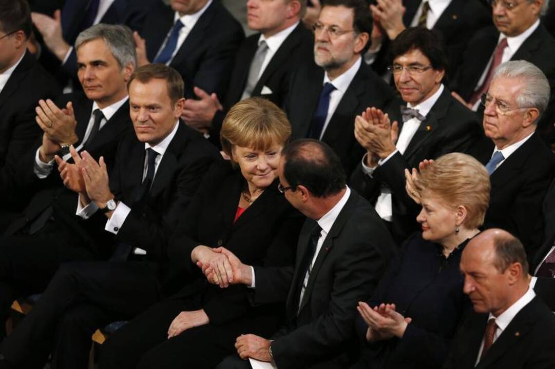Krizę išgyvenančiai ES oficialiai įteikta Nobelio taikos premija