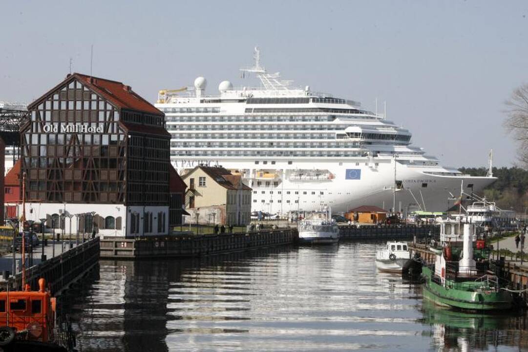 Turizmo sezoną Klaipėdoje paskelbė laineris „Costa Pacifica“