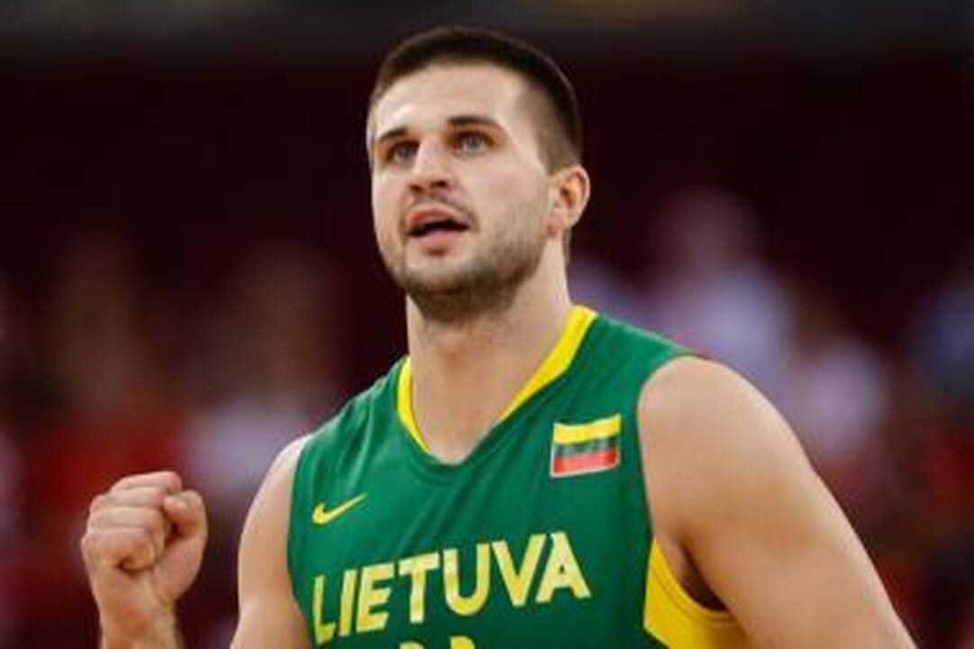 L.Kleiza: „Tikiuosi būti vienas iš rinktinės vedlių“