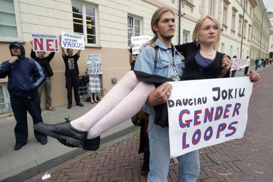 Trys ketvirtadaliai Lietuvos gyventojų - prieš seksualinių mažumų eitynes