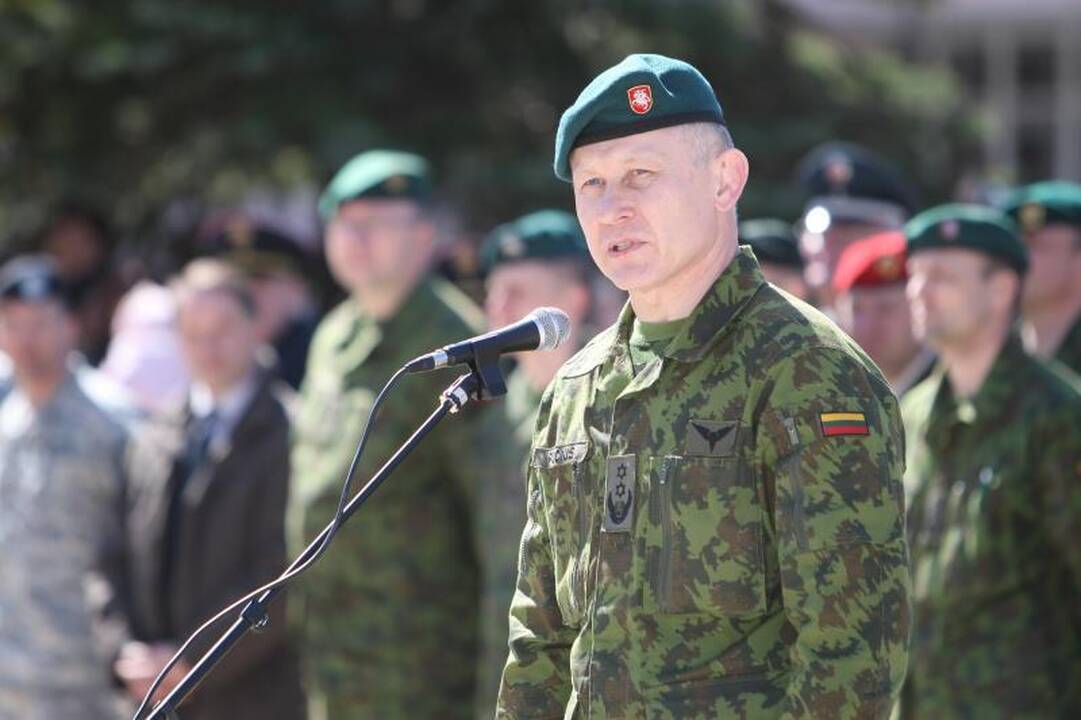 Kariuomenės vadui A.Pociui suteiktas generolo leitenanto laipsnis