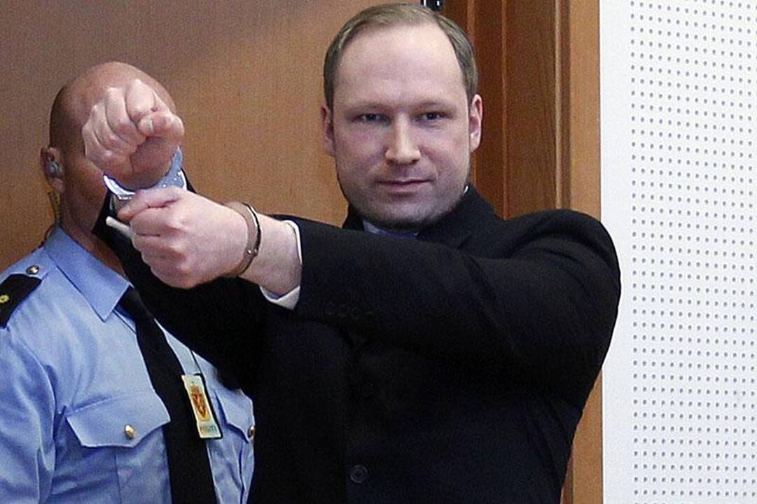 Prokurorai negali pasakyti, kokią bausmę prašys skirti A.B.Breivikui