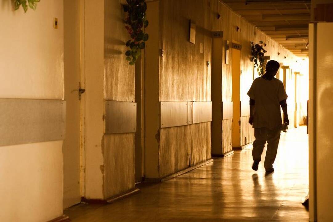 Ligoninė vertė pacientus personalą kviesti būgneliu