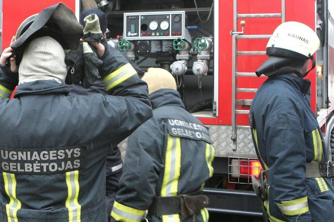 Klaipėdos rajone          užsidegė namas