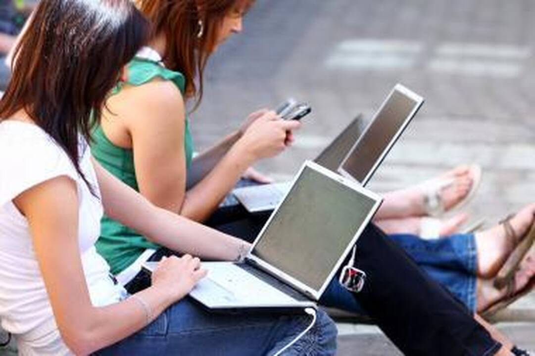 Informacijos apie studijas būsimieji studentai labiausiai ieško internete