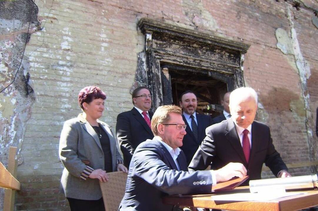 Palangos Kurhauzas pradėjo kilti naujam gyvenimui