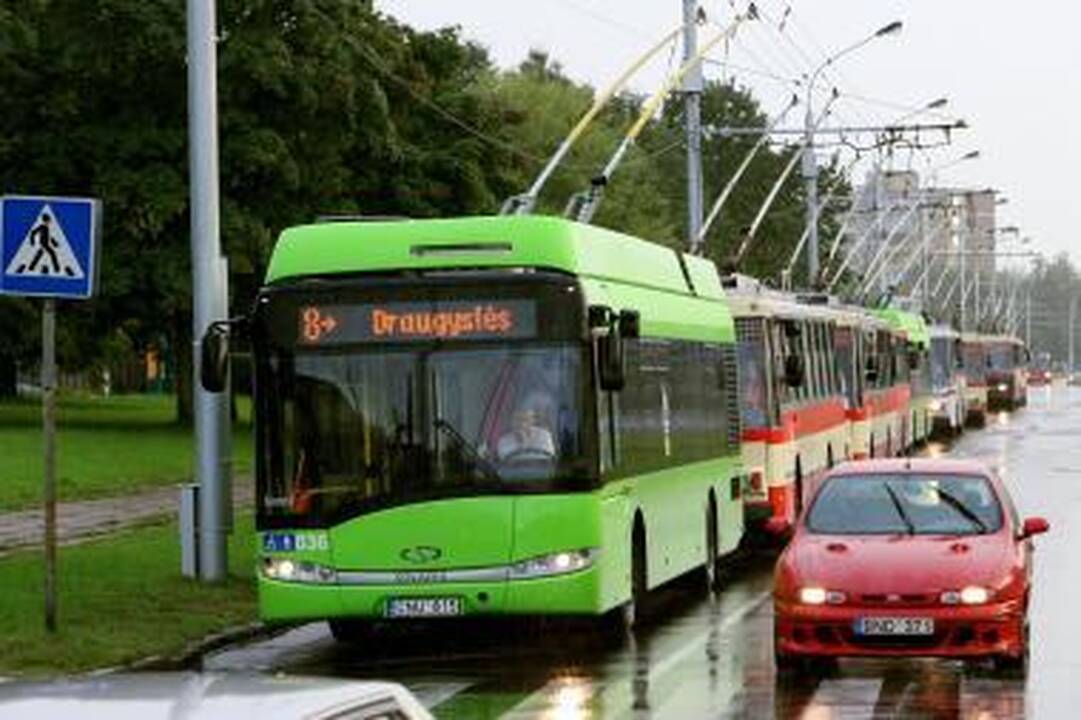 Autobusų ir troleibusų eismas lapkričio 1-3 dienomis