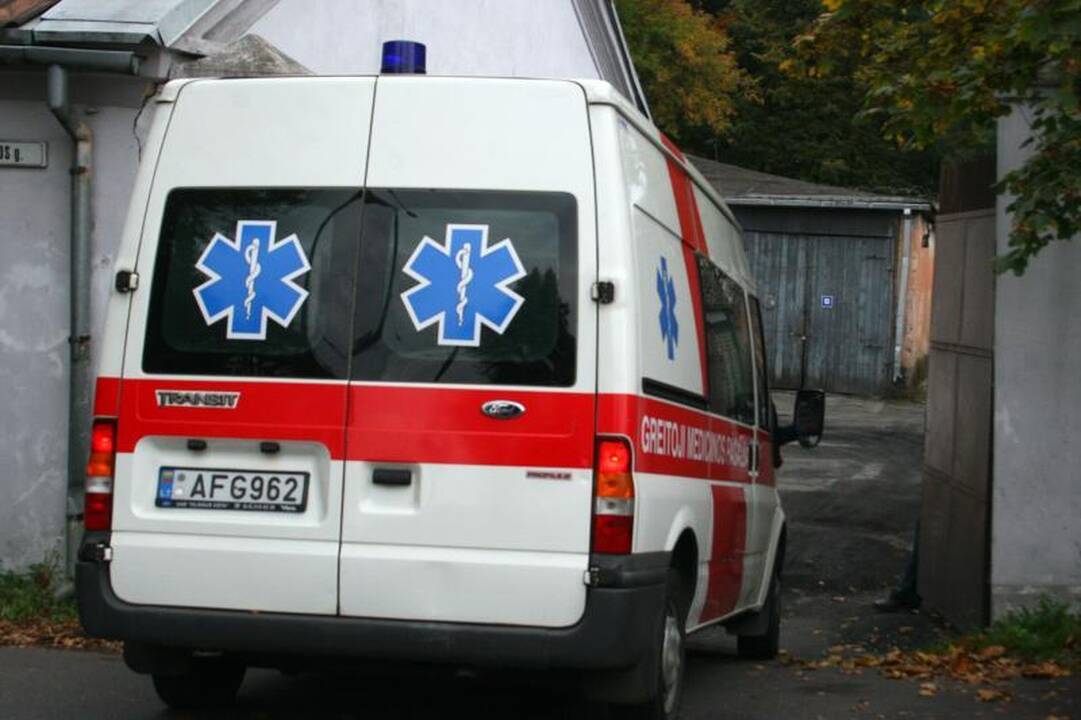 Dirbdama sode Kauno rajono gyventoja užsikrėtė stablige