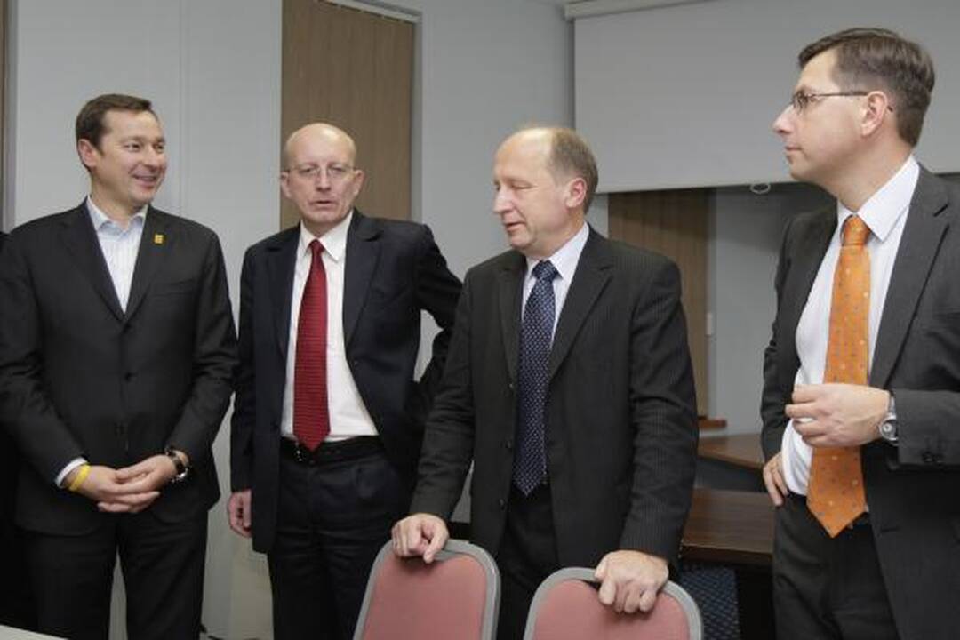 Žemės reikalus paskirstys tarp savivaldos ir valstybės