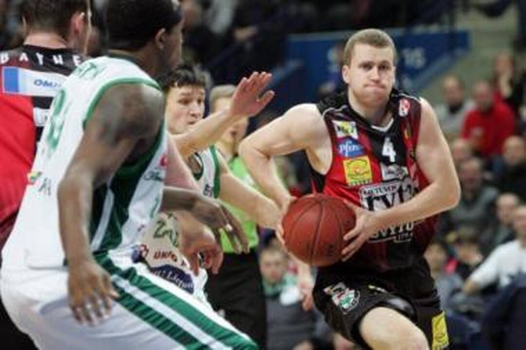 Vilniaus komanda B.Popovičių perleidžia "Efes Pilsen" klubui