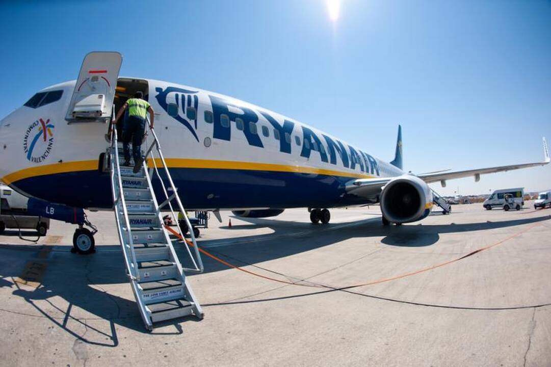 „Ryanair“ maistas kainuoja brangiau nei skrydis