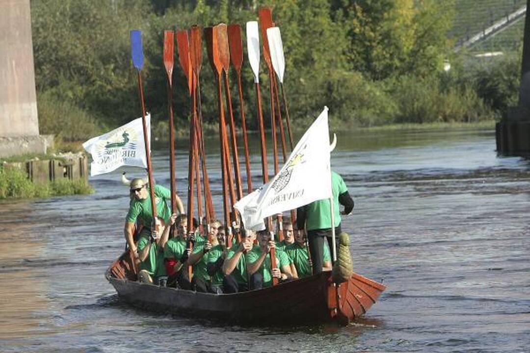 Studentų regata: Nemune matėme undinę (papildyta)