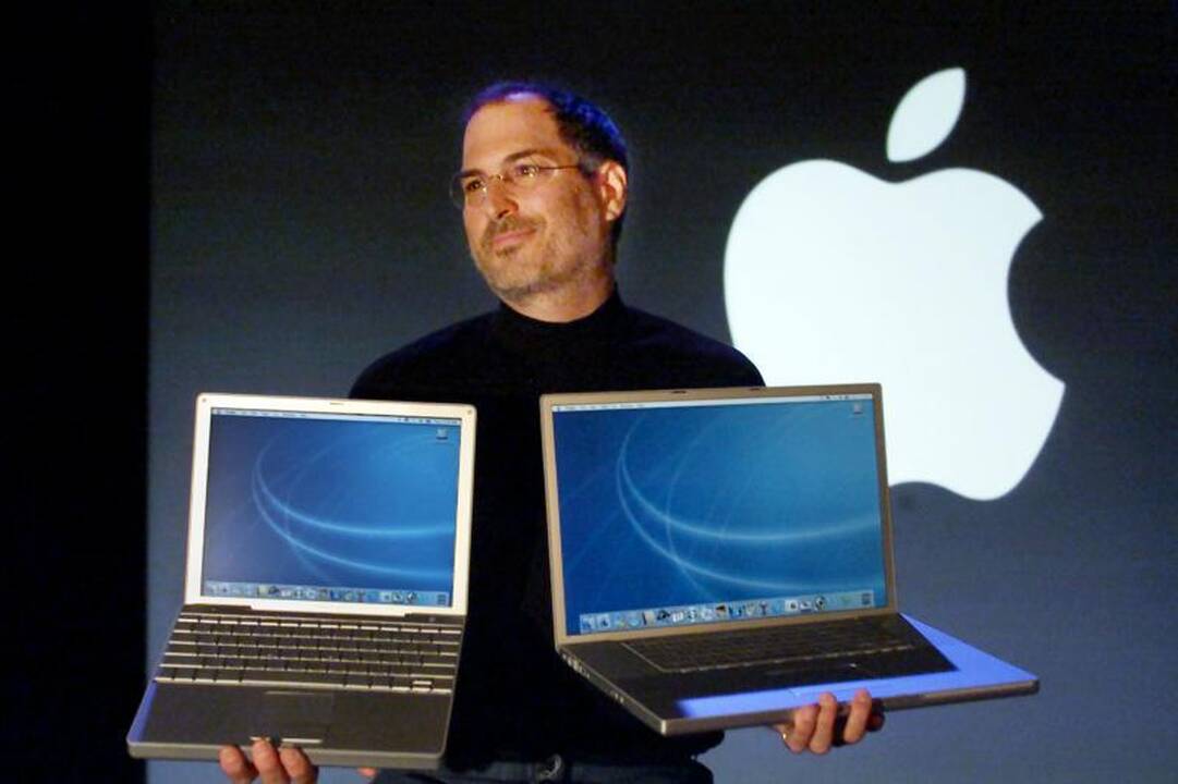 „Apple“ įkūrėjas Steve'as Jobsas mirė nuo vėžio