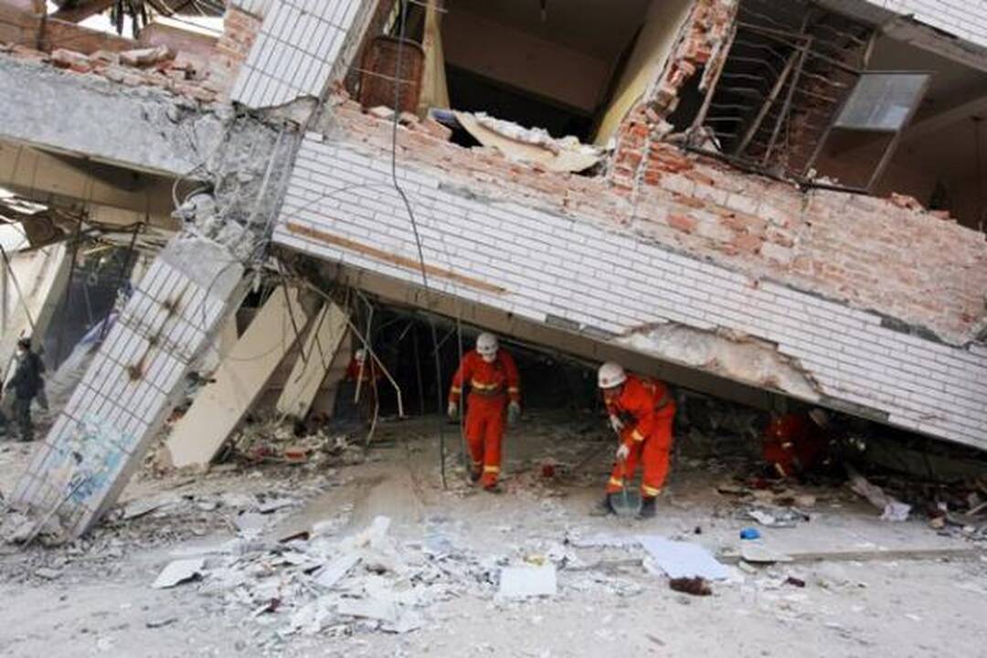 Mianmare per žemės drebėjimą žuvo 63 žmonės, pakartotiniai smūgiai jaučiami Tailande