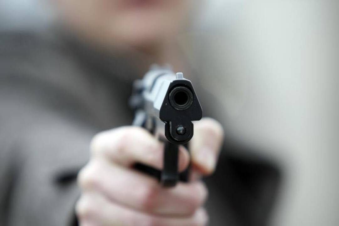 Palangoje iš neblaivaus vyro pagrobtas pistoletas