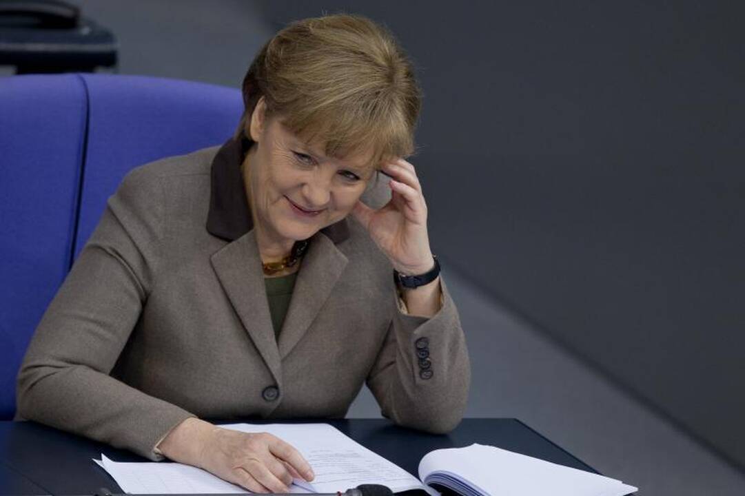 A. Merkel: A. Hitlerio atėjimas į valdžią yra „nuolatinis perspėjimas“