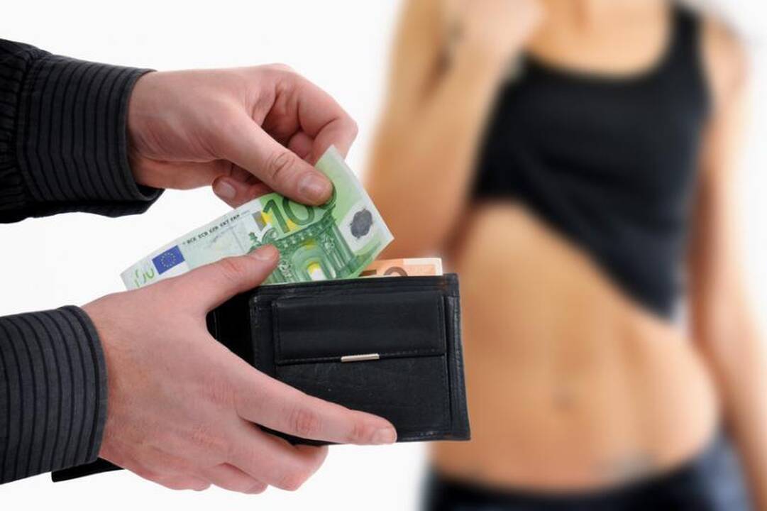Prancūzų intelektualai abejoja ketinimų panaikinti prostituciją sėkme