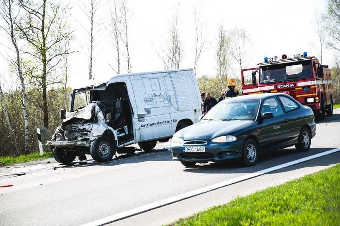 Kauno rajone per avariją žuvo vairuotojas iš Latvijos 