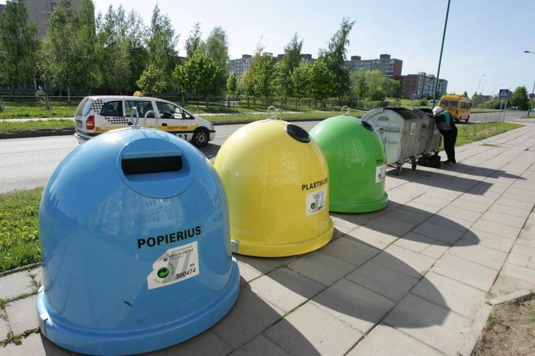Pusė lietuvių nežino, kaip rūšiuoti kartonines gėrimų pakuotes