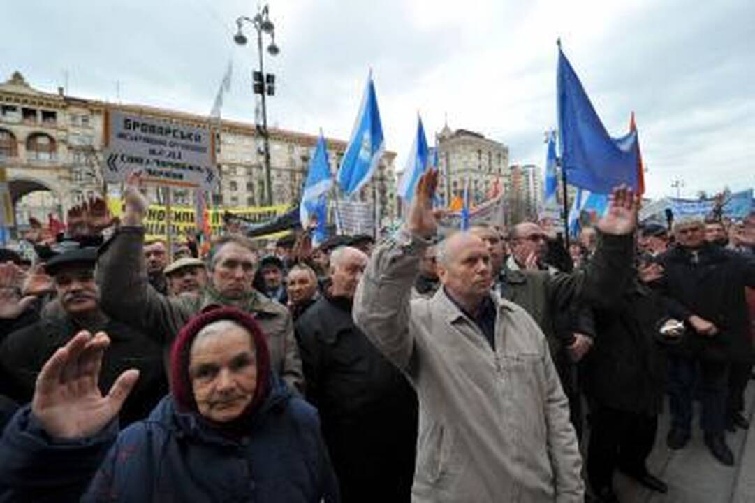 Ukrainoje dėl pašalpų Černobylio padarinių likviduotojams mažinimo protestavo 2 tūkst. žmonių