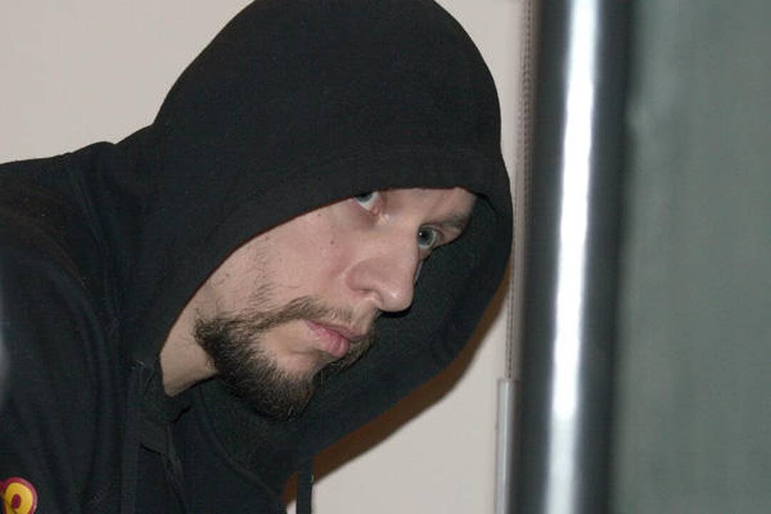 Advokatas nužudytas dėl bandymo nuplėšti trispalvę?
