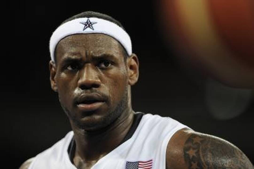 Istorija apie krepšinio dievą LeBroną Jamesą