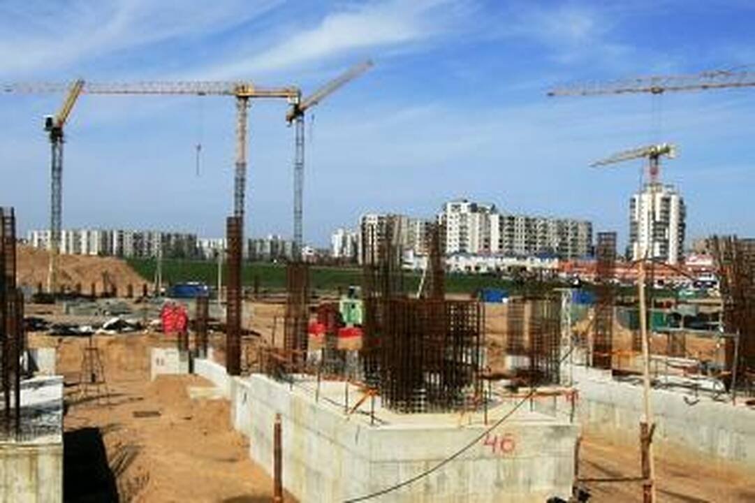 Nesustabdomos nacionalinio stadiono statybos