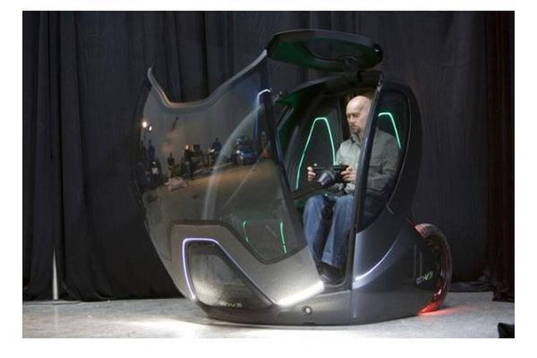 Pristatyti ateities automobilių prototipai