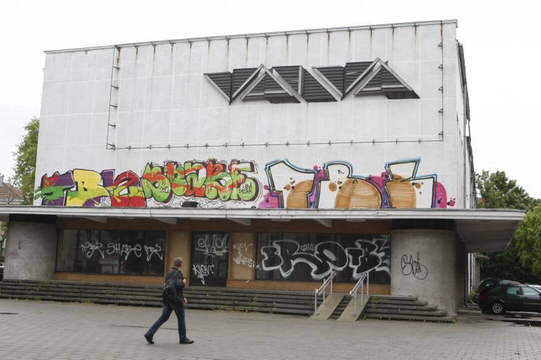 Išterliotų pastatų savininkų laukia baudos