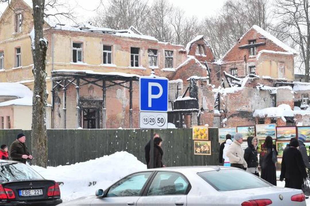 Imsis tvarkyti Palangos simbolį - Kurhauzą