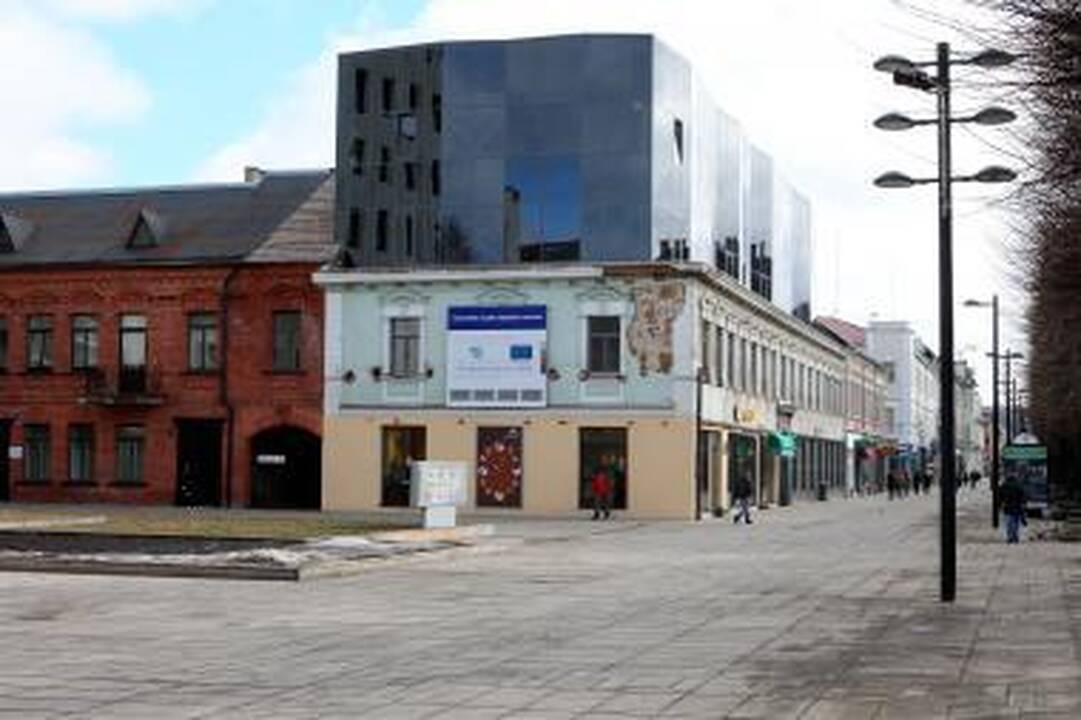 Paveldosaugininkai tęsia kovą su "stiklainiais" istorinėse teritorijose