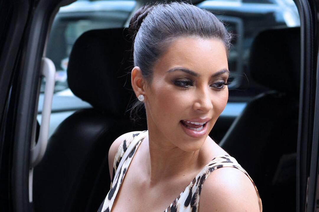 Kim Kardashian nepaeina su aukštakulniais (Foto)