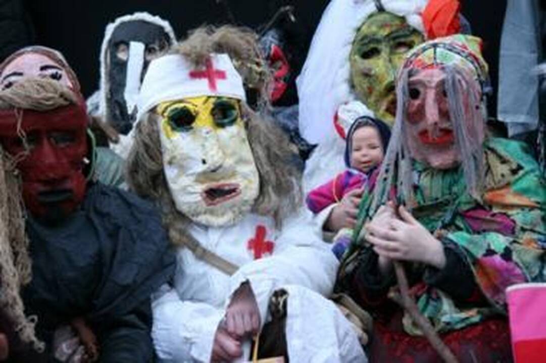 Užgavėnės Vilniuje: Morė, Lašininės ir Kanapinės dvikova bei riebi kopūstienė