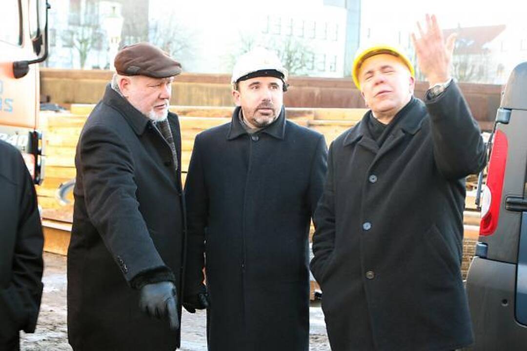 Naujo Muzikinio teatro Klaipėdai teks palaukti