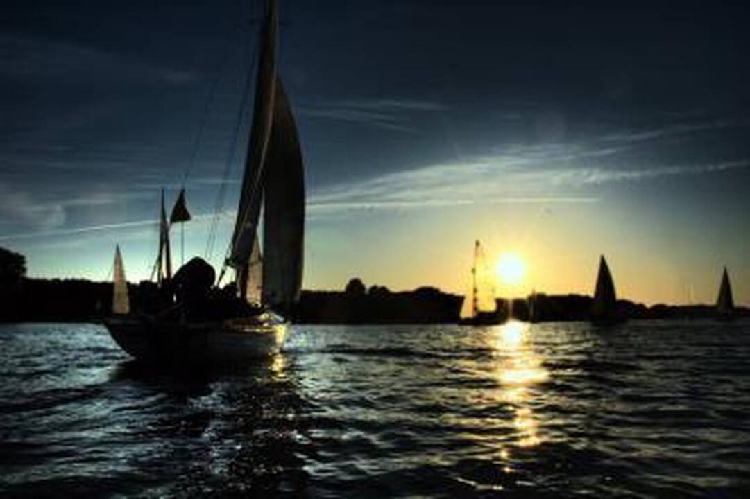 Joninės Klaipėdoje: Kuršių mariose - „Švyturio Joninių nakties regata“