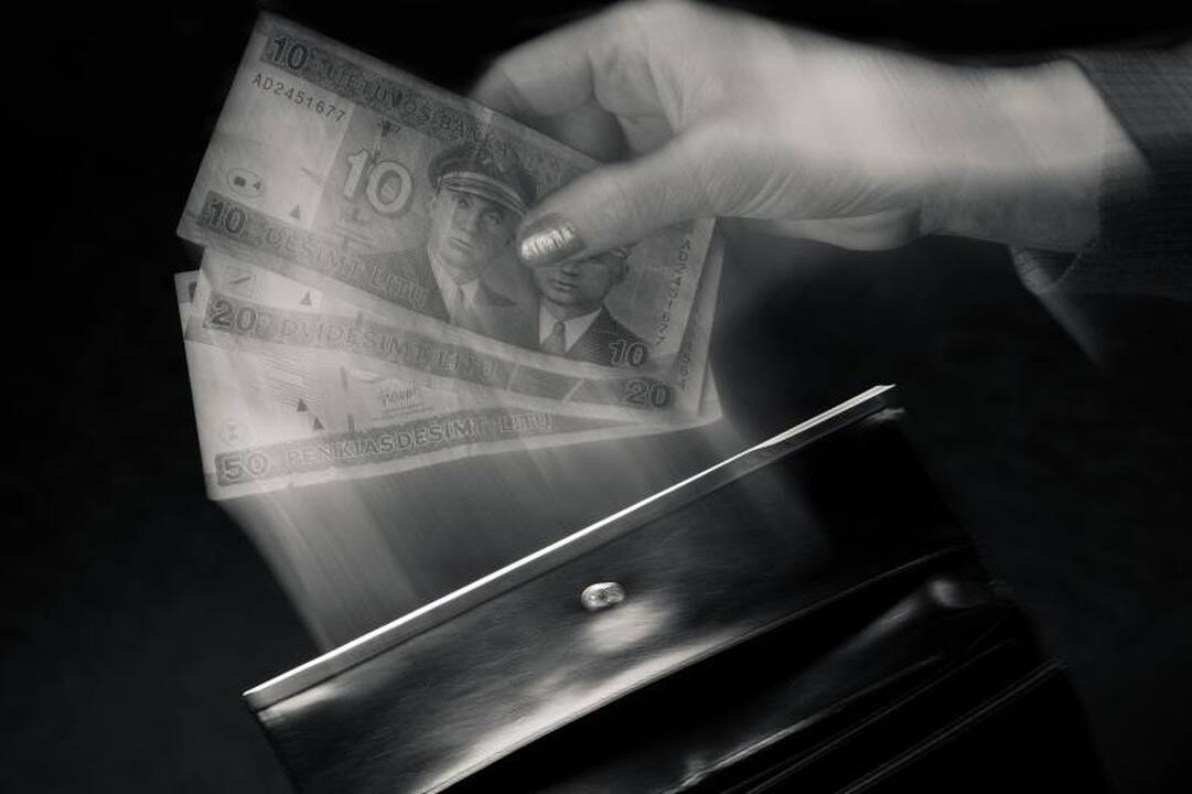 Ukmergiškė kyšį teisėjai – 50 litų – atsiuntė paštu