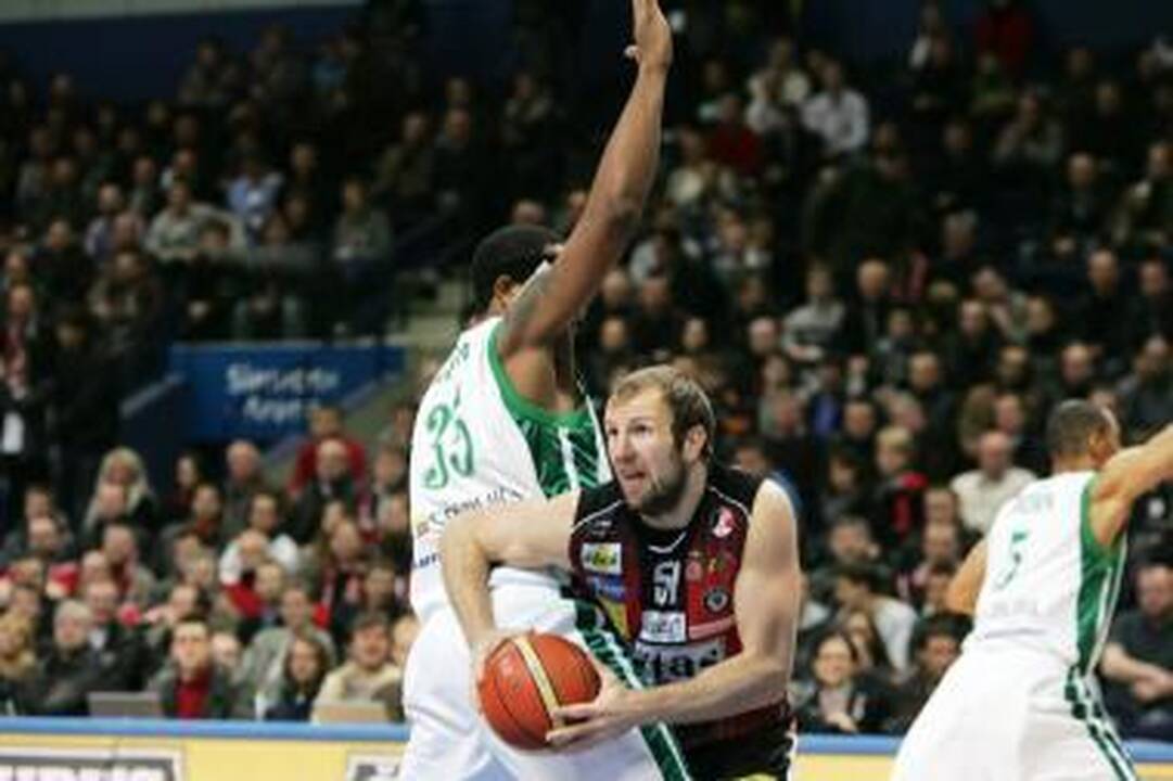 "Lietuvos rytas" - "Žalgiris": vilniečių pergalė 90:81 (papildyta)