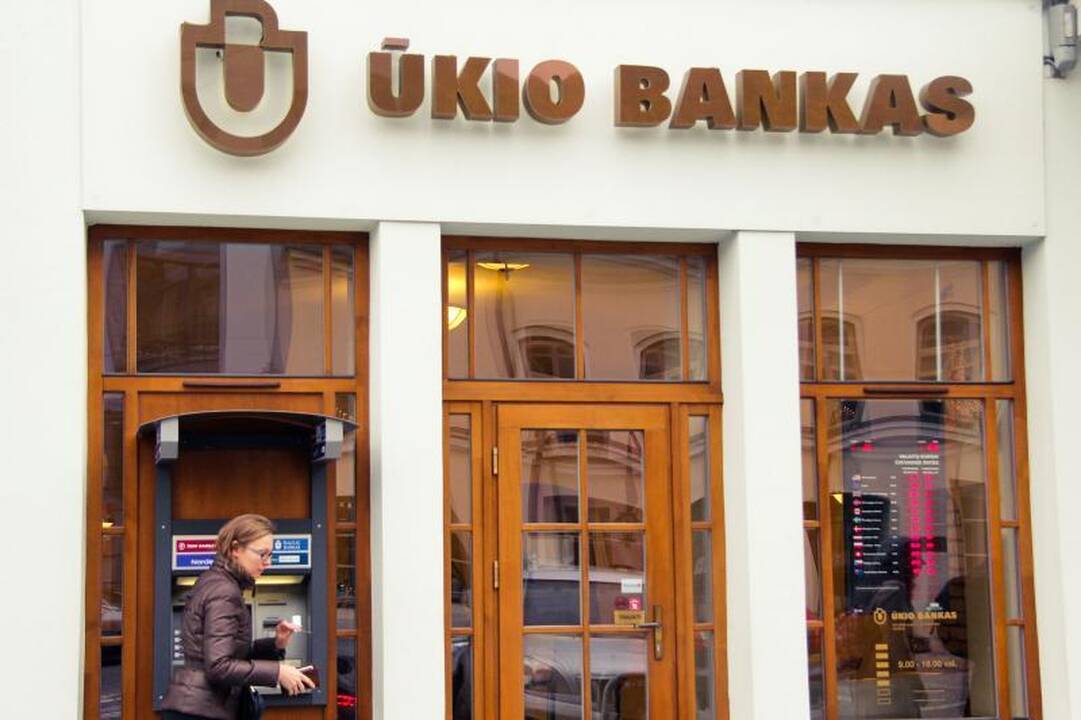 Buvę ŪB klientai galės disponuoti lėšomis vėliausiai nuo antradienio