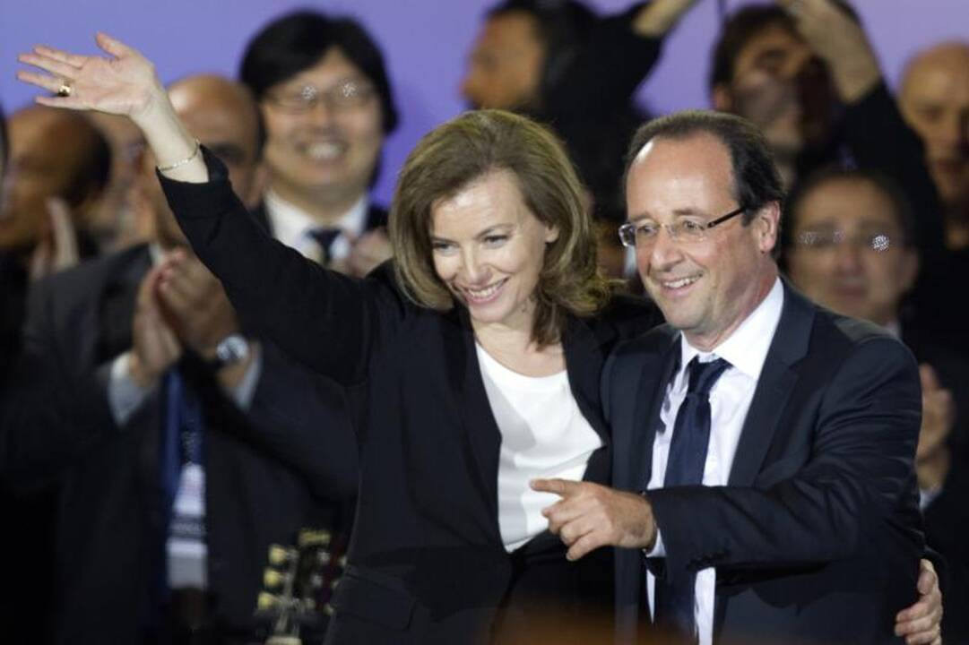 F.Hollande'as sveikina „kylantį judėjimą“ prieš griežtą taupymą