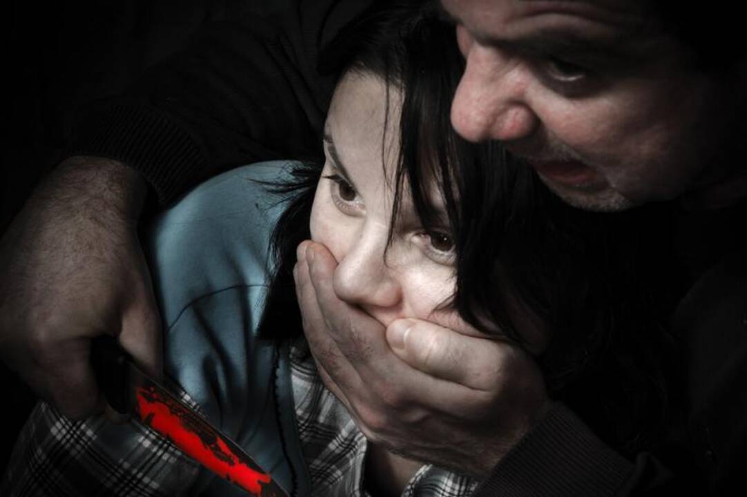 Pedofilas mergaitės namuose slėpėsi ir ją žagino 2 dienas