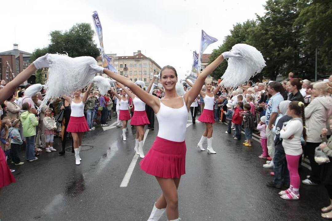 Jūros šventėje trūksta tik gero oro